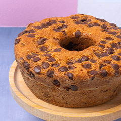 Bolo com gotas de chocolate
